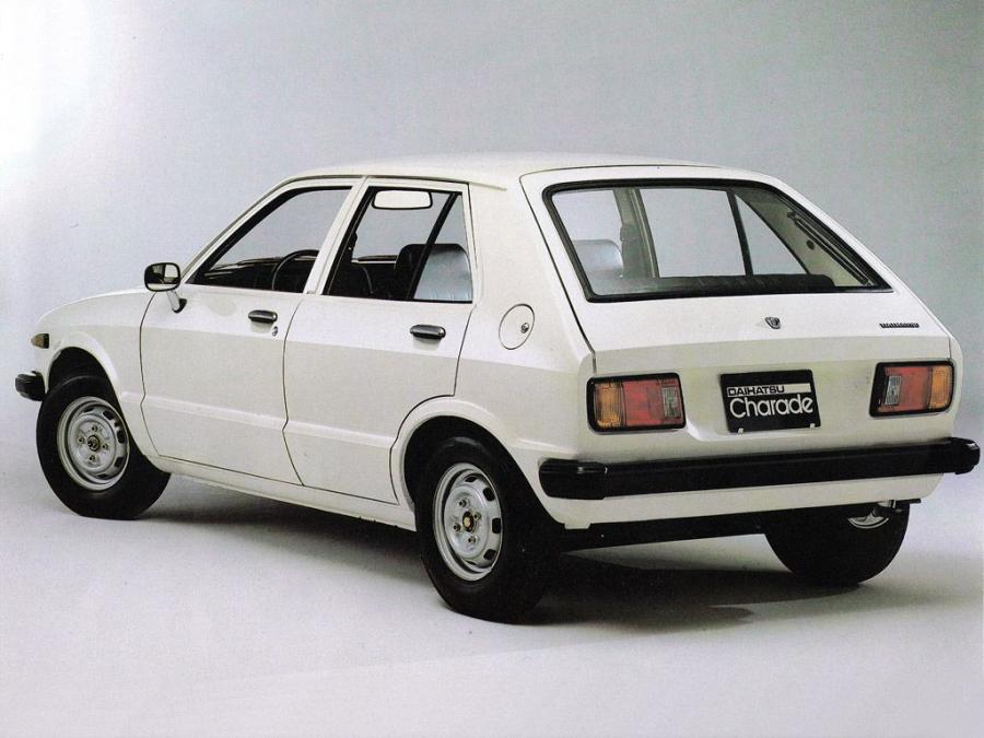  Daihatsu Charade 1977 года  (фото 2 из 3)
